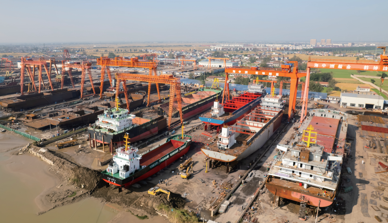 Haizhongzhou actively integrates into the park's industrial chain, helping to build the ''blue engine''