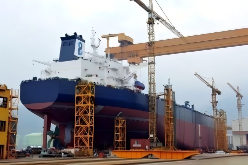 Ship Launching Technology – A Smooth Transition from Slipway to Floating Dock