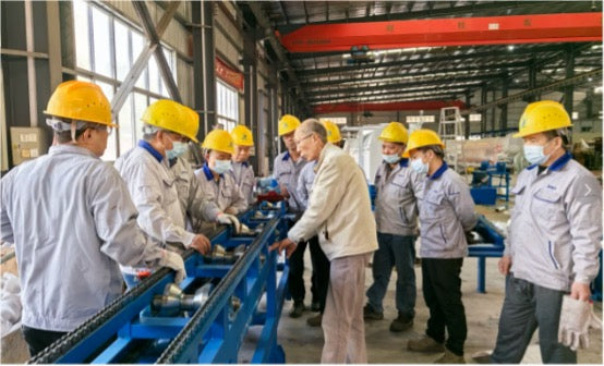 People as the Foundation: Jiangsu Haizhongzhou Shipbuilding Co., Ltd.'s "Mentorship" System Fosters Growth of Young Employees