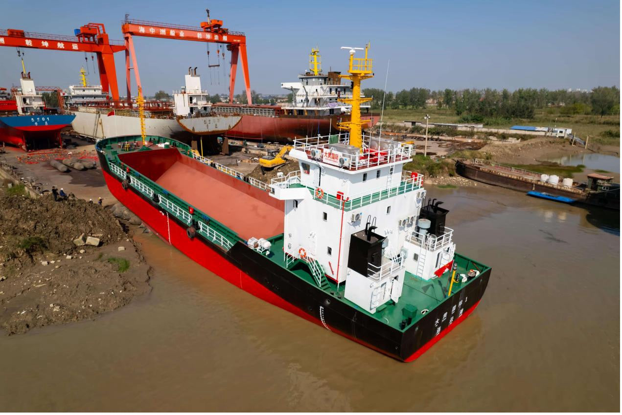 匠心打造港航利器，深化国际合作协议新篇