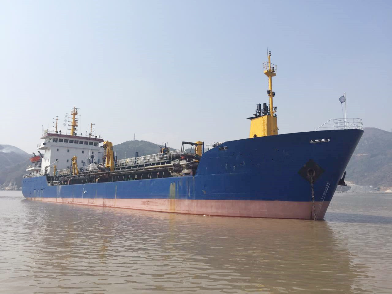 BIG CAPACITY HOPPER DREDGER WITH BIG POWER FROM CHINA FAMOUS MANUFACTURER