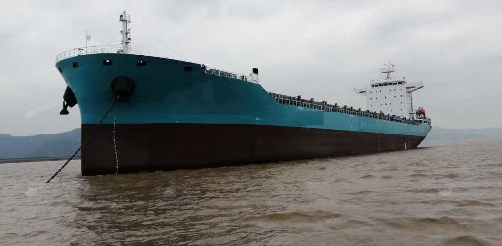 2120TEU CONTAINER SHIP