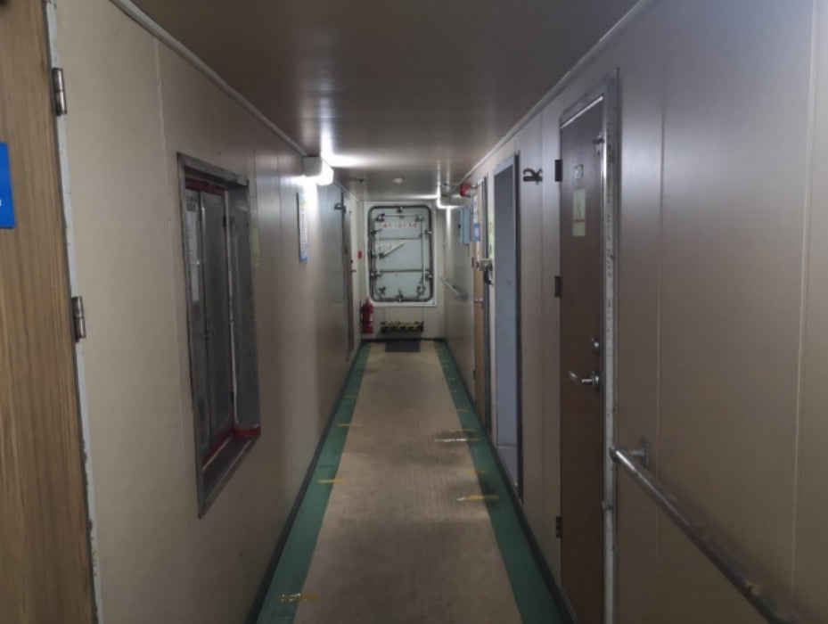 900TEU CONTAINER SHIP