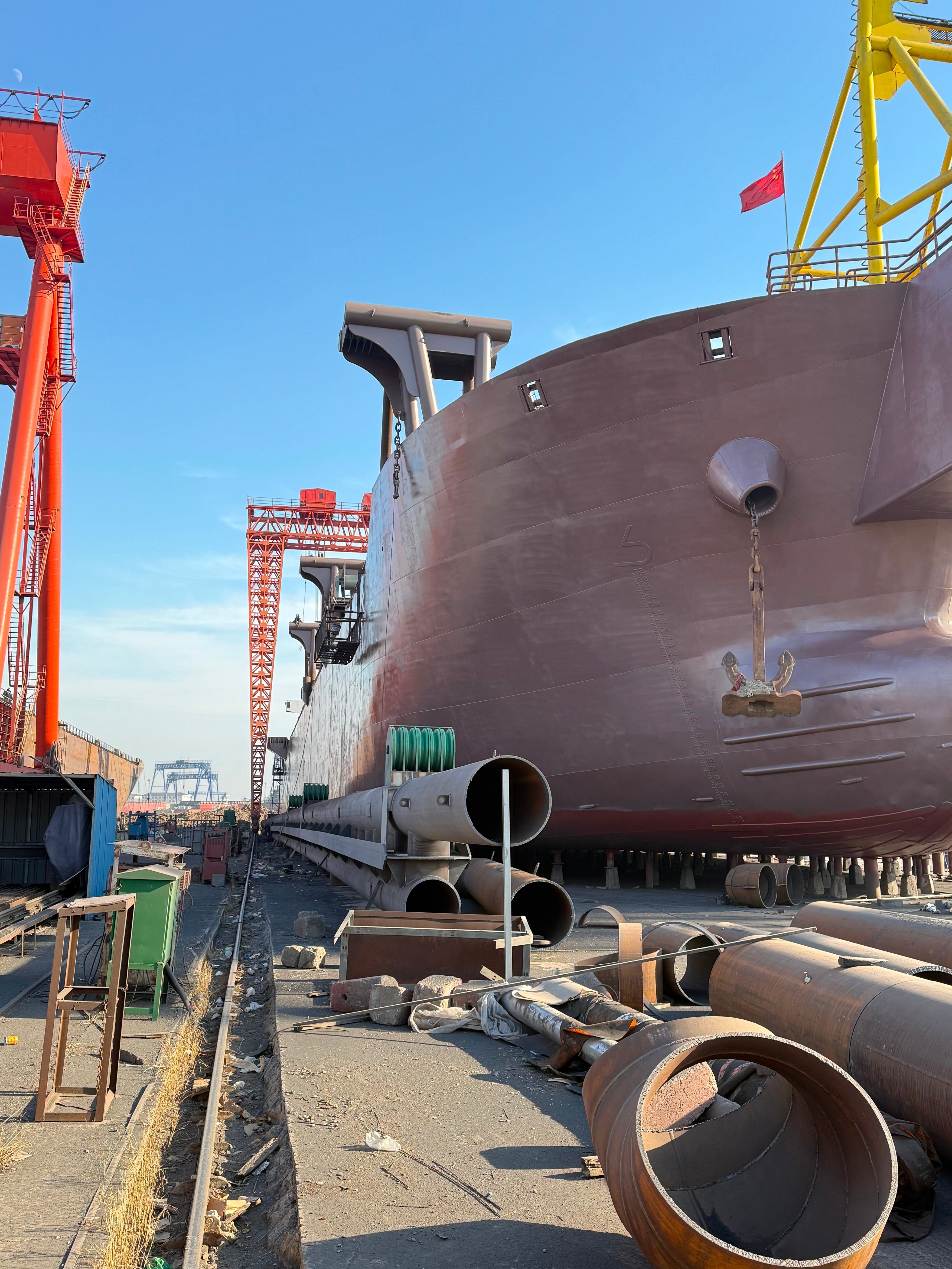 NAVIRE DE SABLE À AUTO-ASPIRATION ET AUTO-DÉCHARGEMENT