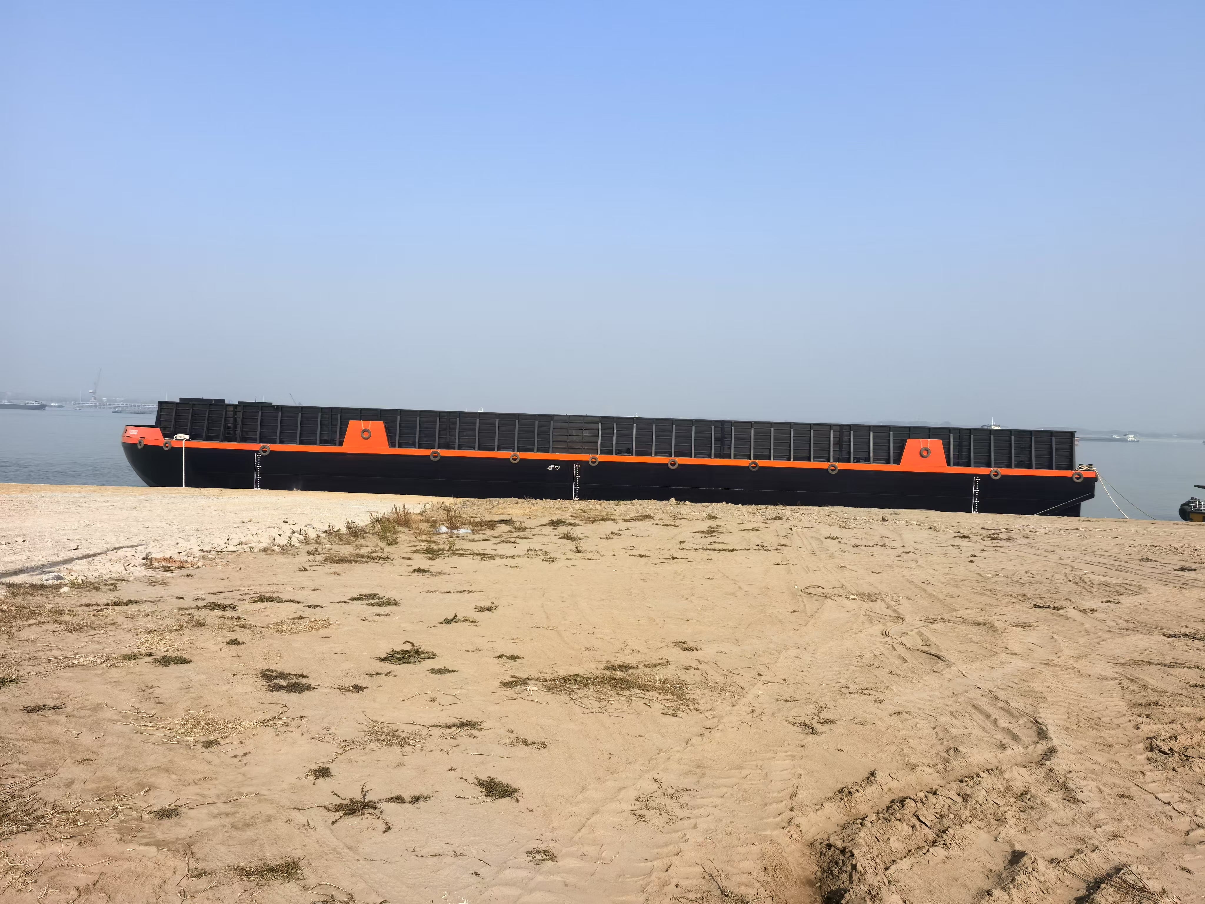 BIG CAPACITY HOPPER DREDGER WITH BIG POWER FROM CHINA FAMOUS MANUFACTURER