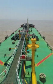 13,000T OIL TANKER