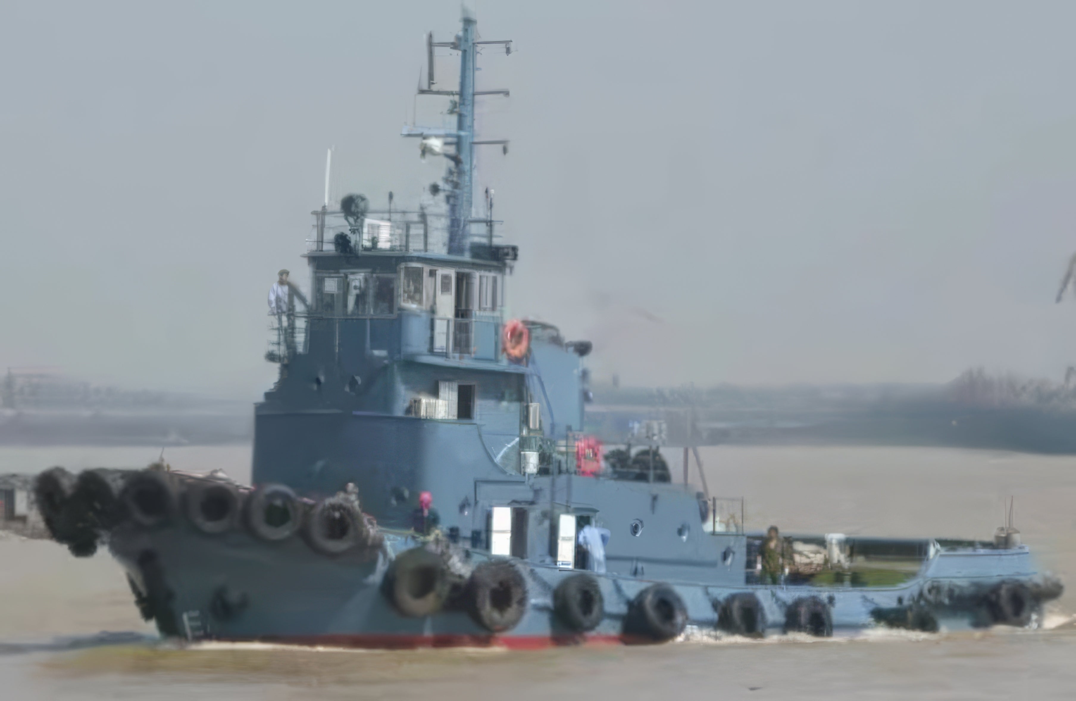 2100HP TUGBOAT