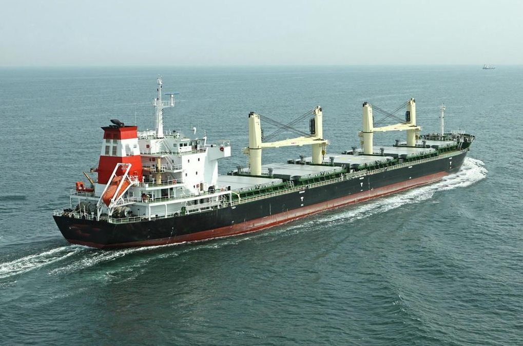 2200T MULTI-PURPOSE BULK CARRIER WITH BIG POWER