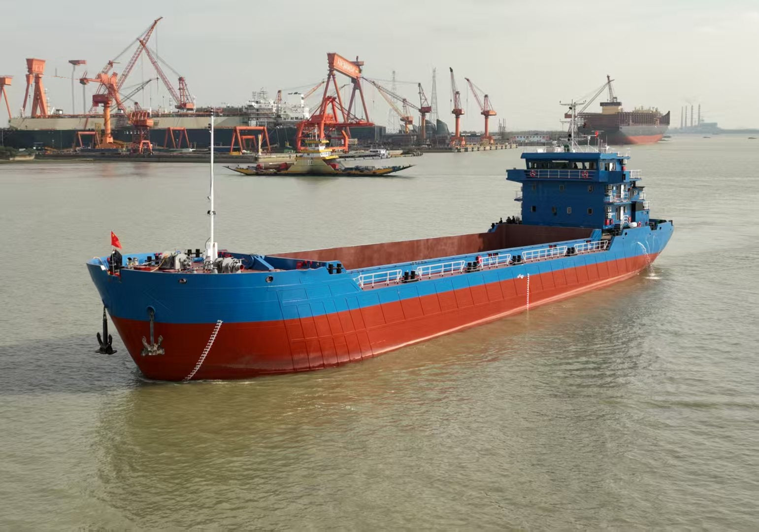 2200m³ Split Hopper Barge