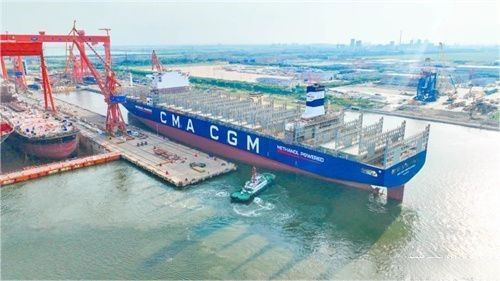 Another 10-Vessel Order! Chinese Shipyard Sweeps Major Deal as Container Shipping Giant Has 